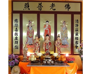 三寶佛